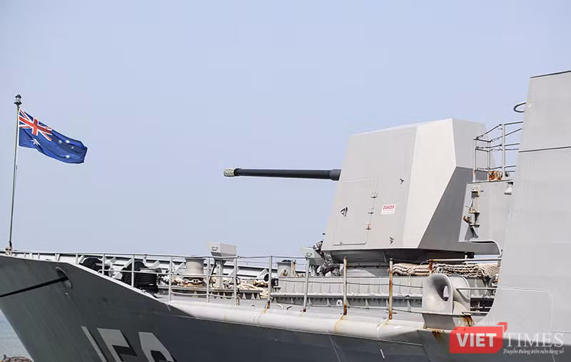 vt-tau-uc-13.png