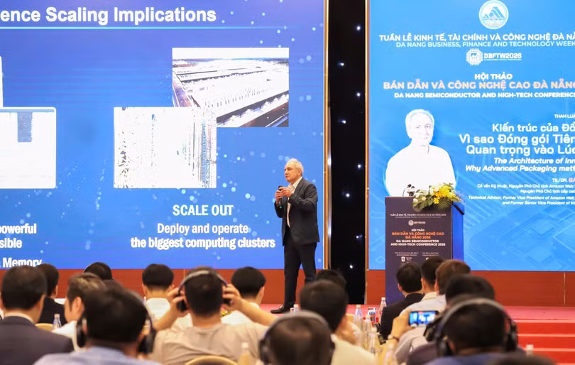 TS Babak Sabi, Cố vấn Kỹ thuật, nguyên Phó Chủ tịch Amazon và Phó Chủ tịch Cấp cao Intel đánh giá Việt Nam là quốc gia có lợi thế về nguồn nhân lực, nền tảng công nghệ và cơ hội thu hút các công nghệ sản xuất tiên tiến. Ảnh XM.