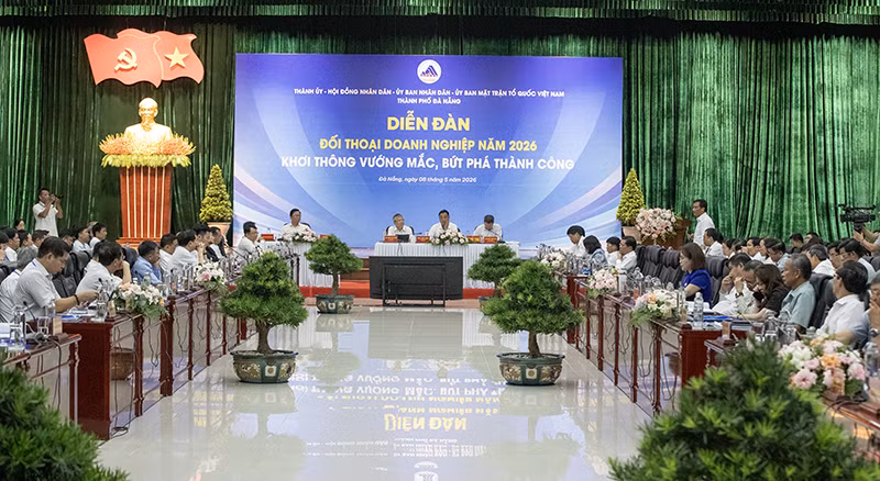 Thành uỷ Đà Nẵng tổ chức Diễn đàn đối thoại doanh nghiệp năm 2026 mang chủ đề “Khơi thông vướng mắc – Bứt phá thành công” để ghi nhận, lắng nghe các ý kiến của cộng đồng doanh nghiệp