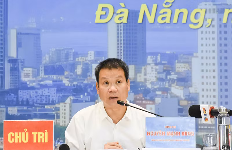 doi-thoai-cong-nhan-1.png