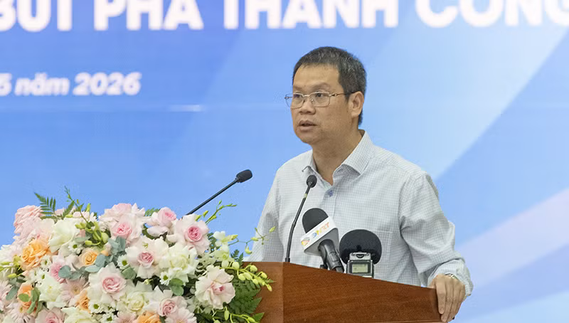 Chủ tịch UBND TP Đà Nẵng Nguyễn Mạnh Hùng phát biểu tại Diễn đàn đối thoại doanh nghiệp năm 2026.