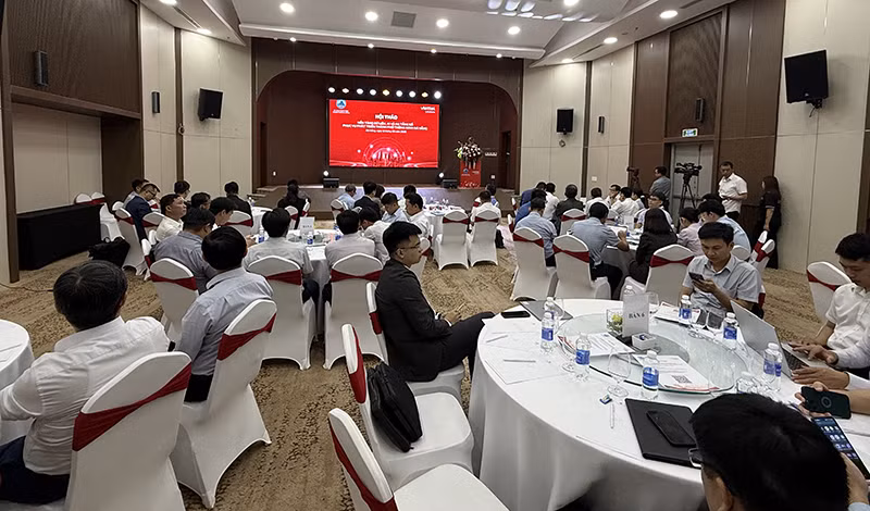 Sáng 12/6, tại Đà Nẵng, UBND TP Đà Nẵng và Viettel phối hợp tổ chức Hội thảo giới thiệu các mô hình, giải pháp dữ liệu số, trí tuệ nhân tạo (AI), hạ tầng số và đô thị thông minh phục vụ phát triển thành phố Đà Nẵng.