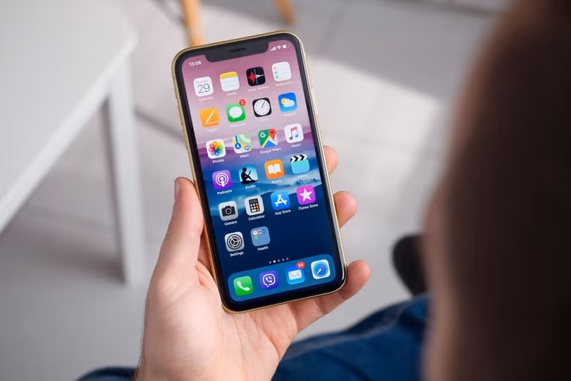 iPhone XR (ảnh Phone Arena) iPhone XR (ảnh Phone Arena)