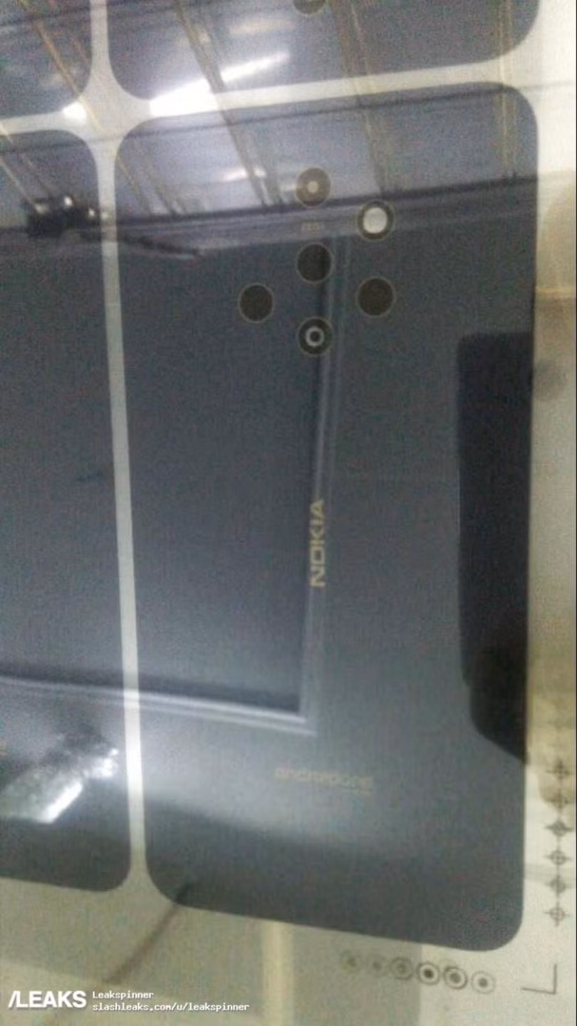Xuất hiện smartphone nghi là Nokia 9 với kết cấu camera kỳ cục ảnh 1
