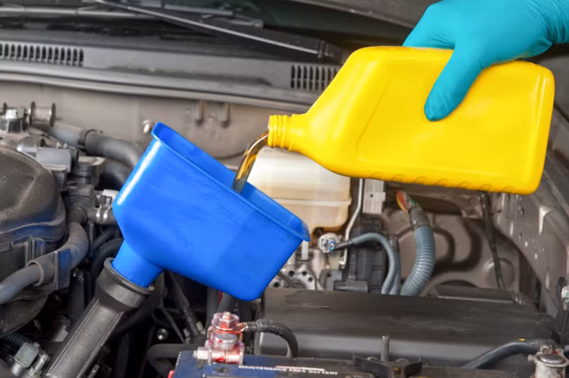 Việc bảo dưỡng xe thường xuyên có thể giúp tài xế tránh gặp sự cố giữa đường. Ảnh ST Việc bảo dưỡng xe thường xuyên có thể giúp tài xế tránh gặp sự cố giữa đường. Ảnh ST