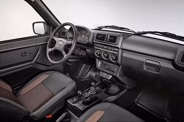 Nội thất trên Lada Niva