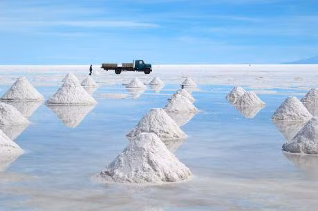 Khai thác lithium ở Bolivia (ảnh OpenDemocracy) Khai thác lithium ở Bolivia (ảnh OpenDemocracy)