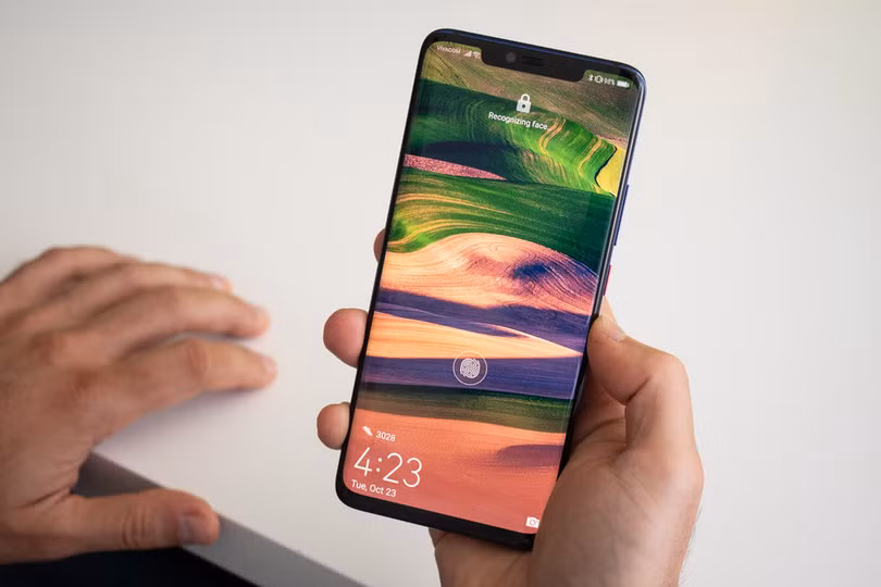 (ảnh: Phone Arena) (ảnh: Phone Arena)