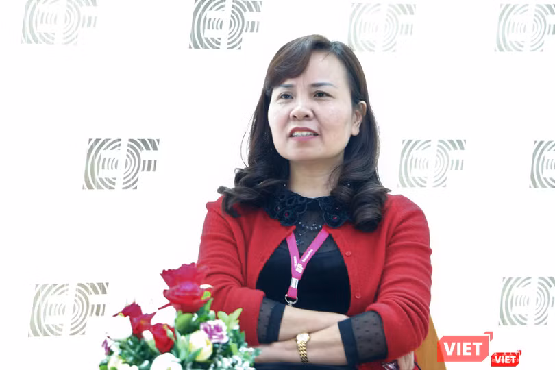 Bà Trần Thị Hải Yến - Hiệu trưởng trường THPT Trần Phú, Hà Nội