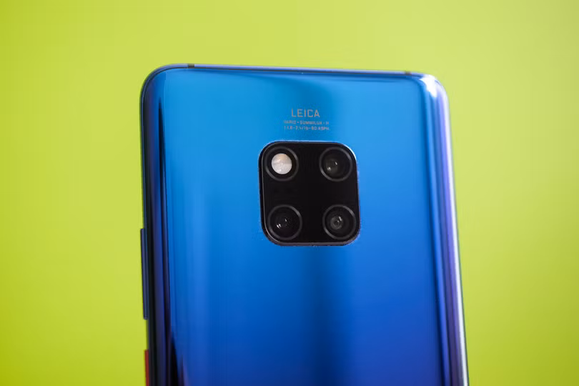 Camera vuông độc đáo trên Huawei (Ảnh: Phonearena.com) Camera vuông độc đáo trên Huawei (Ảnh: Phonearena.com)