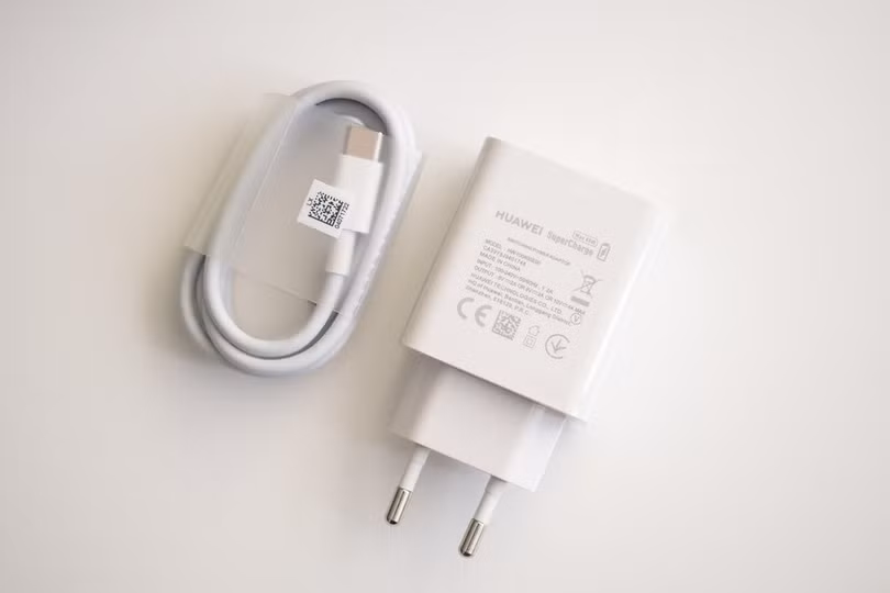 (Ảnh: Phonearena.com) (Ảnh: Phonearena.com)