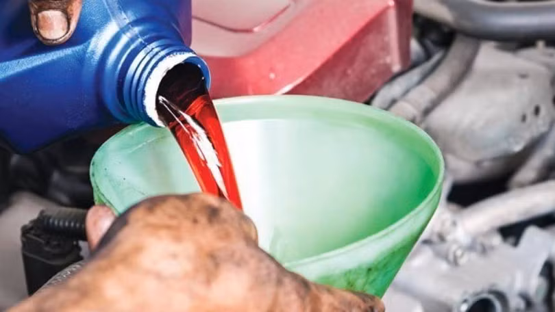 Dầu hộp số cũng quan trọng không kém dầu động cơ Dầu hộp số cũng quan trọng không kém dầu động cơ