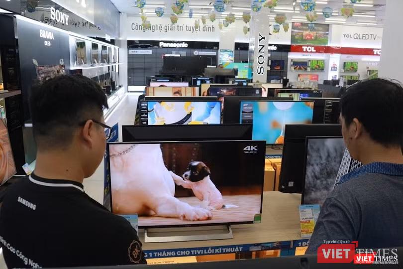 Người tiêu dùng cảm thấy hoang mang trước thông tin Asanzo là hàng Trung Quốc “đội lốt” Việt Nam Người tiêu dùng cảm thấy hoang mang trước thông tin Asanzo là hàng Trung Quốc “đội lốt” Việt Nam
