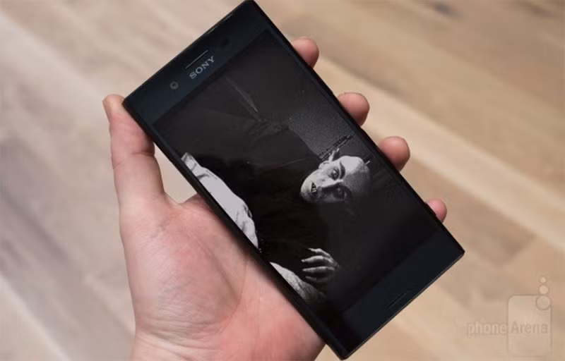 Điện thoại Sony có khả năng hút điện từ thiết bị khác?