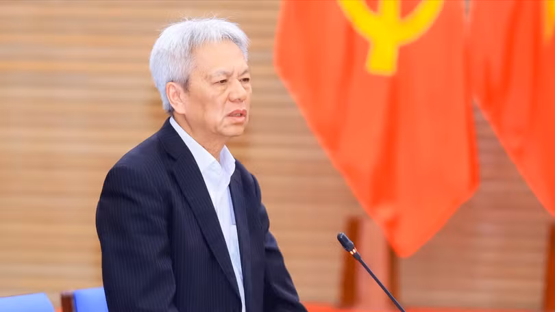 TS Nguyễn Sĩ Dũng.