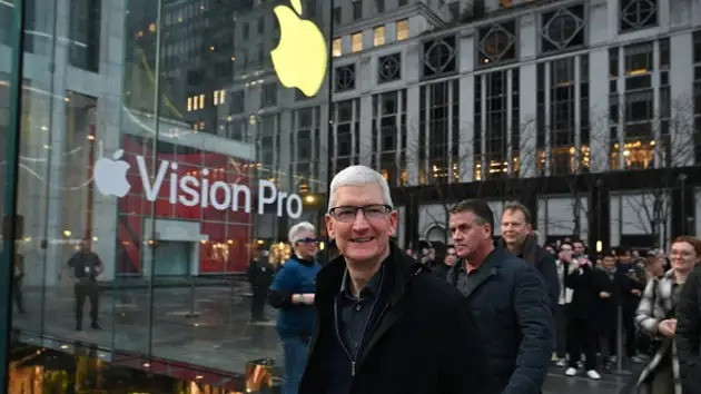 tim-cook-tai-le-ra-mat-vision-pro-1490.jpg