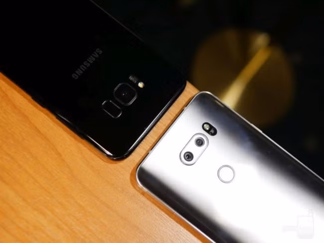 Đại chiến thiết kế Galaxy S8+ và LG V30: Bạn chọn siêu phẩm nào? ảnh 6