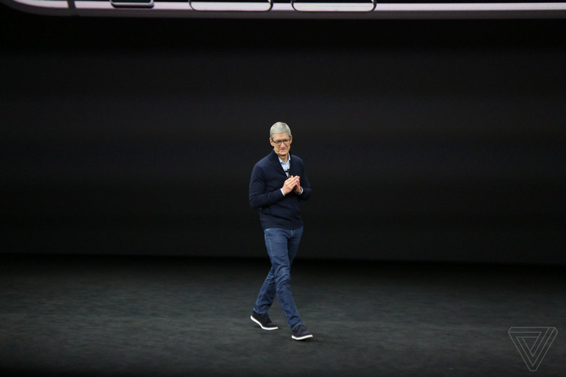 iPhone X giá từ 999 USD, lên kệ vào 3/11 ảnh 2