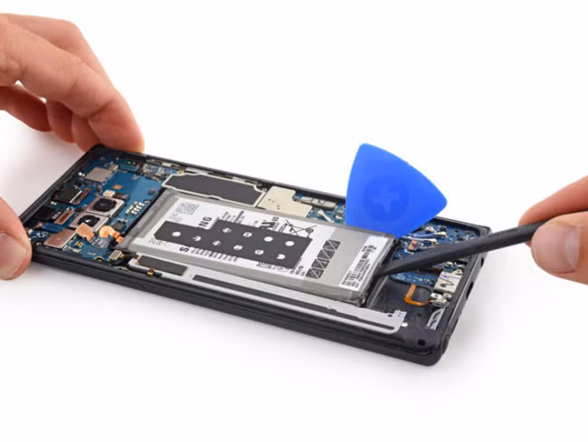 “Giải phẫu” Galaxy Note 8: không dễ sửa đối với thợ “tay mơ” ảnh 4