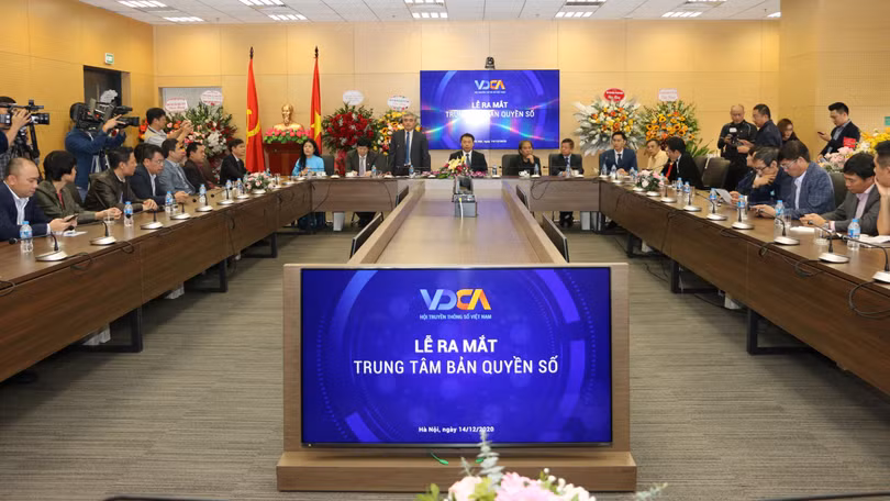 Trung tâm Bản quyền số trực thuộc Hội Truyền thông số Việt Nam là đơn vị giúp bảo vệ tác quyền và khai thác tác phẩm trên môi trường số