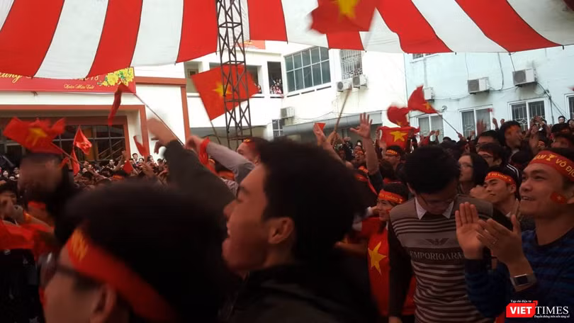 Không khí trận bóng lịch sử của U23 Việt Nam: Chút tiếc nuối phút cuối ảnh 21