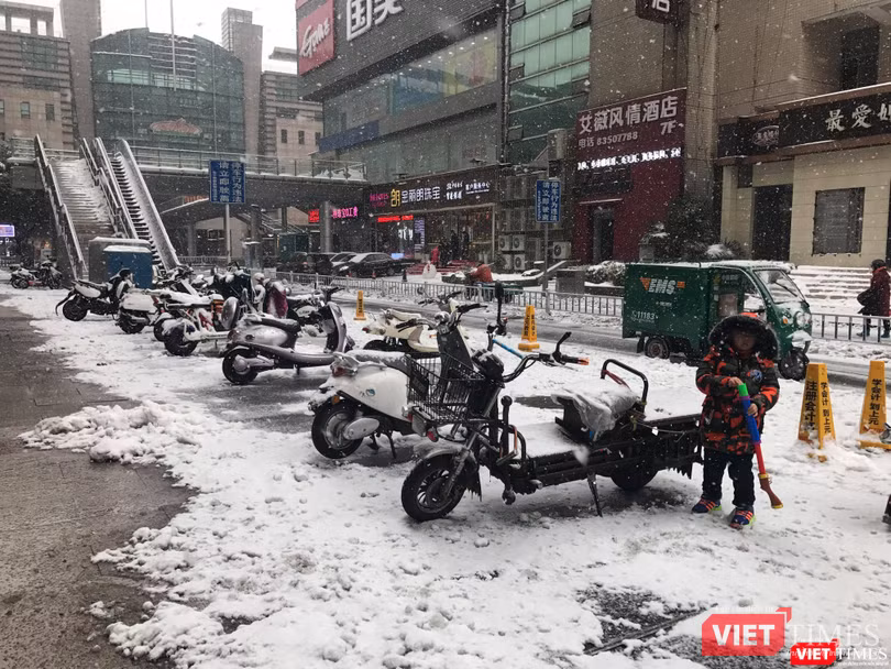 Mới nhất: Tuyết rơi trở lại ngày một dày hơn ở Thường Châu, AFC thông báo không hoãn chung kết ảnh 8