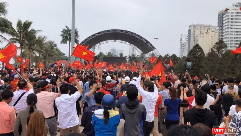 Không khí trận bóng lịch sử của U23 Việt Nam: Chút tiếc nuối phút cuối ảnh 23