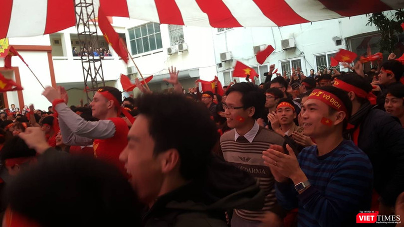 Không khí trận bóng lịch sử của U23 Việt Nam: Chút tiếc nuối phút cuối ảnh 22