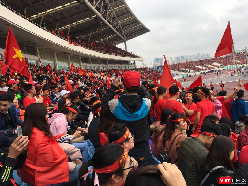 Không khí trận bóng lịch sử của U23 Việt Nam: Chút tiếc nuối phút cuối ảnh 1