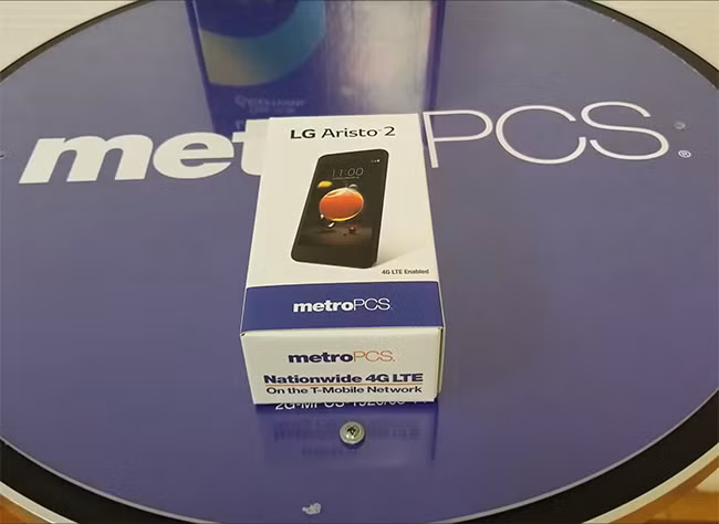 LG Aristo 2 (ảnh YouTube)