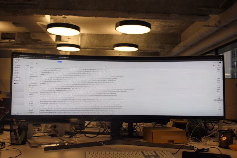 Website, YouTube và các ứng dụng sẽ hiển thị như thế nào trên màn hình siêu rộng này? ảnh 10