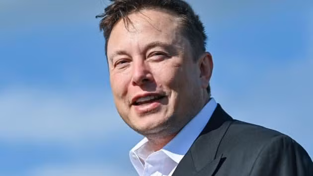 tỉ phú Elon Musk là "ông chủ" của 3 công ty Tesla, Space X và Boring (ảnh: Getty Images)