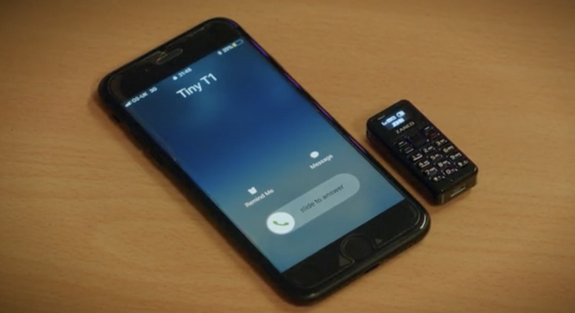 Chiếc điện thoại nhỏ nhất thế giới nhỏ cỡ nào ảnh 6