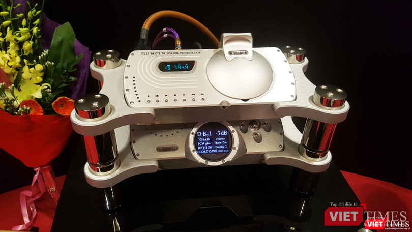 Chiêm ngưỡng những cặp loa tiền tỷ tại Triển lãm nghe nhìn Việt Nam 2017 ảnh 21