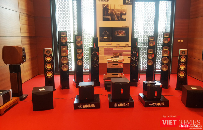 Chiêm ngưỡng những cặp loa tiền tỷ tại Triển lãm nghe nhìn Việt Nam 2017 ảnh 14