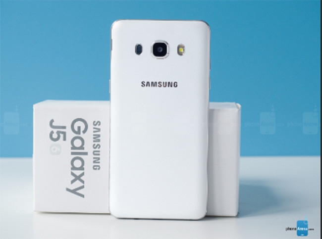 Samsung Galaxy J5 (2016) được cập nhật Android 7.0 ảnh 1