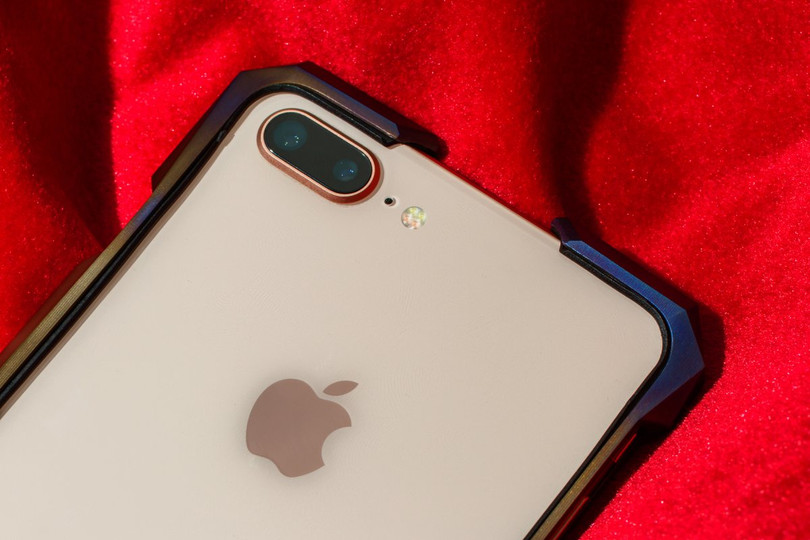 Chiêm ngưỡng bộ ốp viền có giá đắt hơn cả iPhone X ảnh 10