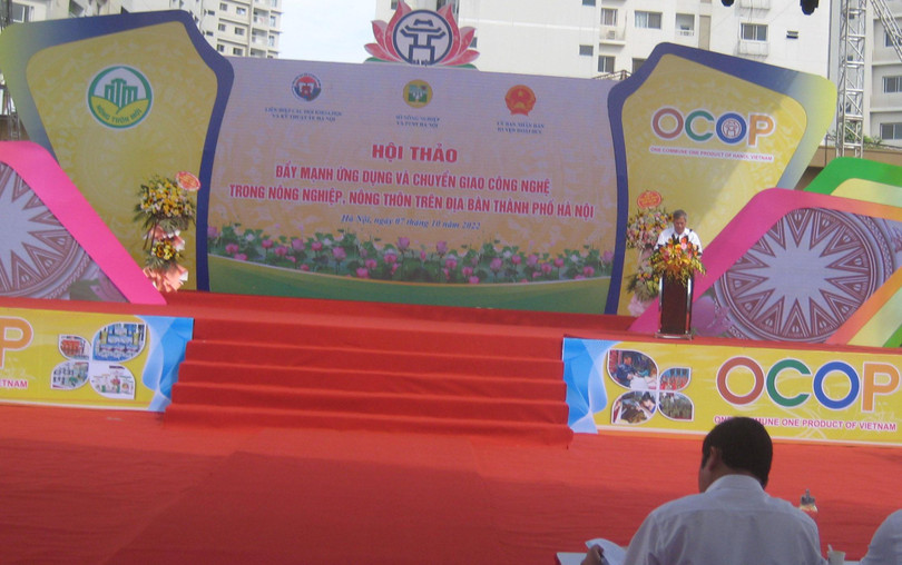 Ông Lê Xuân Rao - Chủ tịch Liên hiệp các hội khoa học và kỹ thuật Hà Nội phát biểu khai mạc