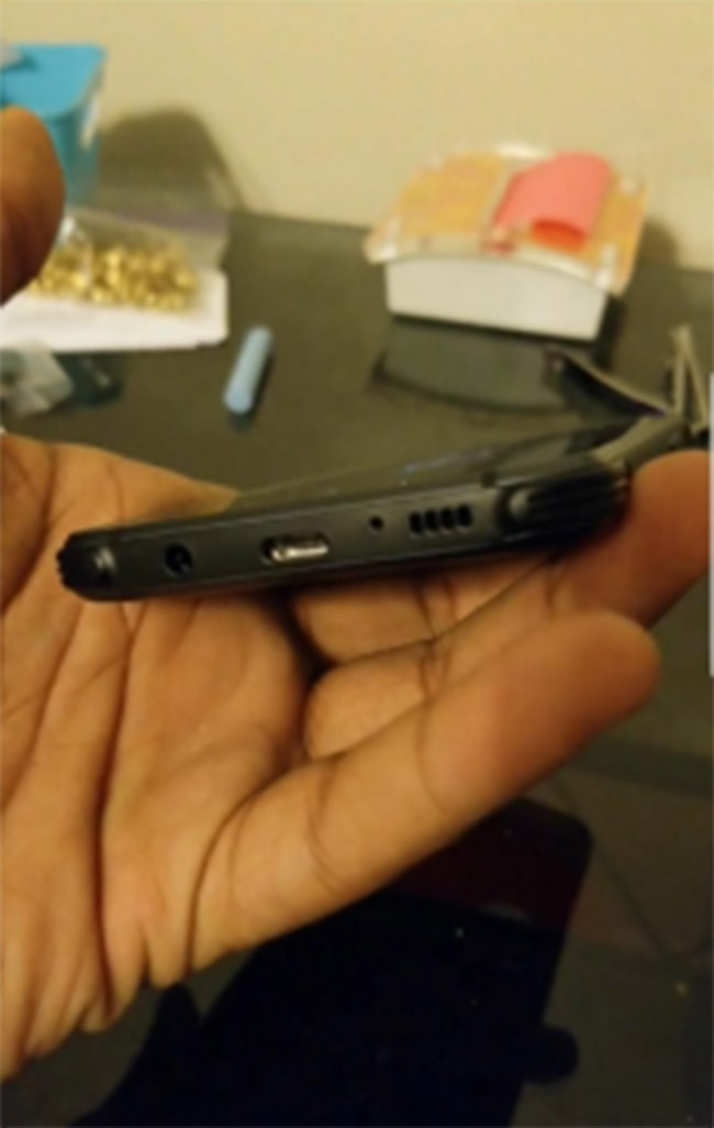 Galaxy S8 Active lộ ảnh “sống” ảnh 3