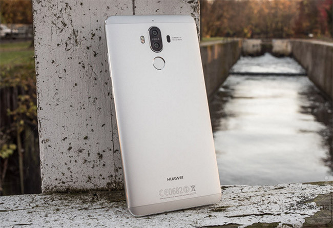 CEO Huawei: “Mate 10 sẽ chơi tới bến với iPhone 8”! ảnh 1