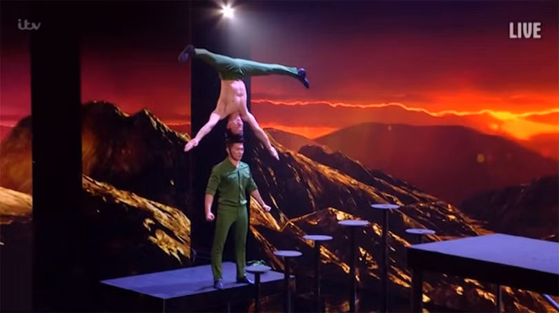 Quốc Cơ, Quốc Nghiệp đã mạo hiểm tính mạng để thực hiện cú nhảy không có dây bảo hộ