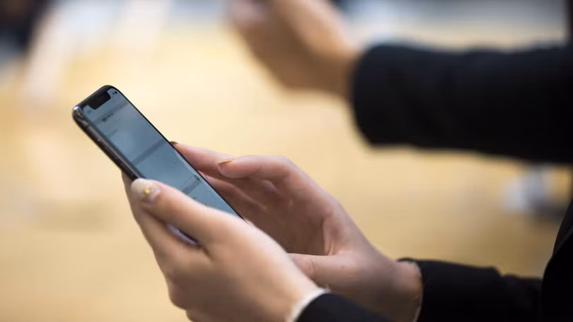 Cuba thử nghiệm dịch vụ 4G trên mạng điện thoại di động. Ảnh: local10.com