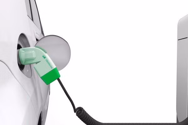 Công nghệ AI giúp sạc pin cho xe điện nhanh hơn nhiều lần