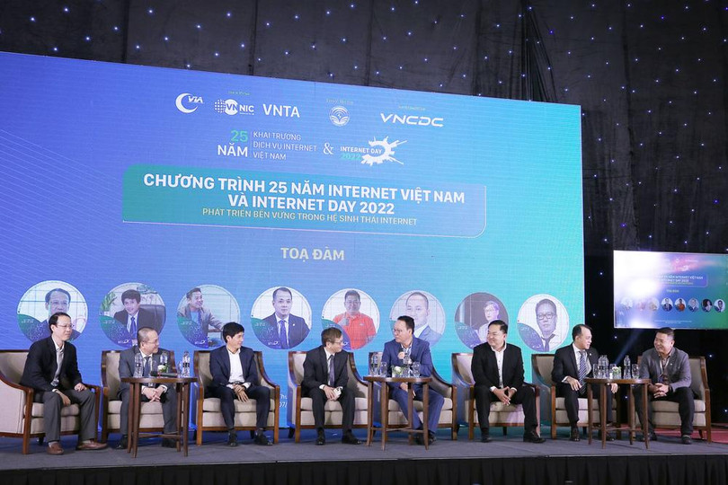 Tọa đàm về Tương lai bền vững cho hệ sinh thái Internet Việt Nam