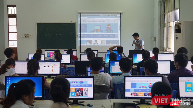 GS.TS Nguyễn Thanh Thủy: “FISU sẽ giúp các trường cập nhật nhanh nhất chương trình đào tạo CNTT“ ảnh 1