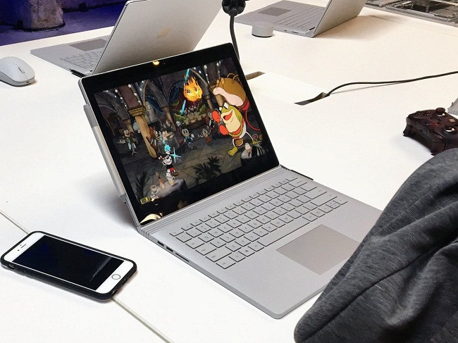 Microsoft ra mắt phiên bản Surface Book 2 với giá siêu đắt ảnh 10