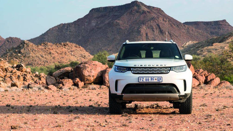 Above and Beyond Tour là tên chương trình trải nghiệm off-road được triển khai trên toàn cầu của thương hiệu Land Rover 