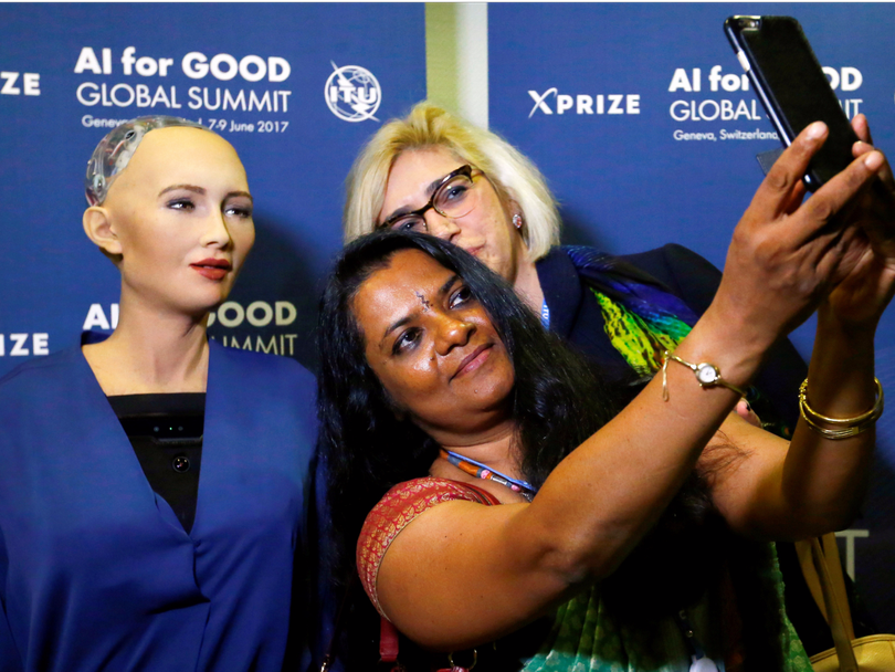 Chân dung Sophia - công dân robot đầu tiên trên thế giới ảnh 8