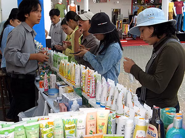 Trên thị trường chỉ có khoảng 10% mỹ phẩm là của doanh nghiệp Việt.