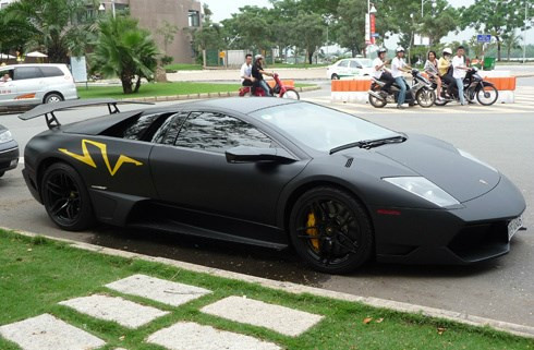 Murcielago SV trên phố Sài Gòn.